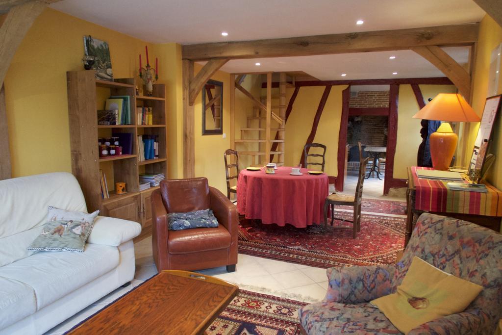 Au Fond Du Jardin Maison D'Hotes Saint-Saëns エクステリア 写真
