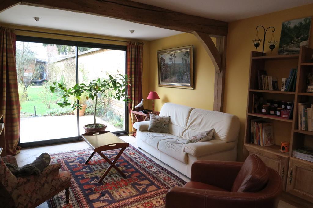 Au Fond Du Jardin Maison D'Hotes Saint-Saëns エクステリア 写真